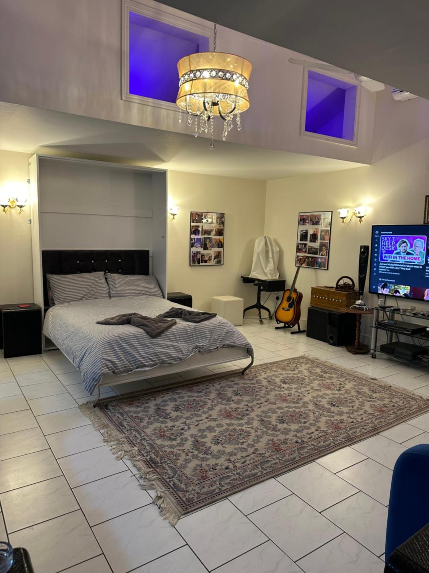 Amazing Gantshill Studio Annexe & Free Parking Redbridge Exterior foto